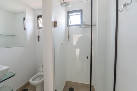 Apartamento à venda com 470m², 5 quartos e 4 vagas Apartamento à venda com 470m², 5 quartos e 4 vagasBanheiro 2