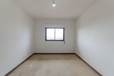 Apartamento à venda com 470m², 5 quartos e 4 vagas Apartamento à venda com 470m², 5 quartos e 4 vagasQuarto 1