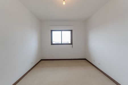 Apartamento à venda com 470m², 5 quartos e 4 vagas Apartamento à venda com 470m², 5 quartos e 4 vagasSuíte 1