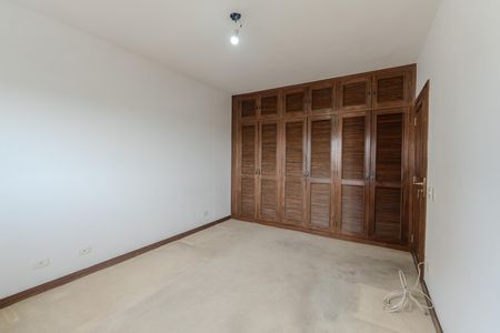 Apartamento à venda com 470m², 5 quartos e 4 vagas Apartamento à venda com 470m², 5 quartos e 4 vagasQuarto 1