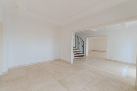Apartamento à venda com 470m², 5 quartos e 4 vagas Apartamento à venda com 470m², 5 quartos e 4 vagasSala de TV