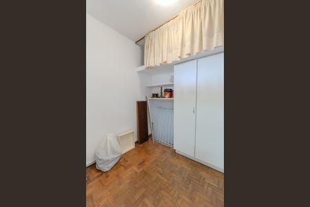 Apartamento à venda com 470m², 5 quartos e 4 vagas Apartamento à venda com 470m², 5 quartos e 4 vagasQuarto de Serviço 1
