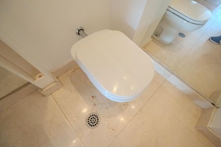 Apartamento à venda com 470m², 5 quartos e 4 vagas Apartamento à venda com 470m², 5 quartos e 4 vagasLavabo