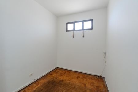 Apartamento à venda com 470m², 5 quartos e 4 vagas Apartamento à venda com 470m², 5 quartos e 4 vagasQuarto de Serviço 2