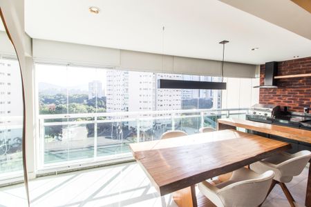 Sala  de apartamento para alugar com 2 quartos, 120m² em Alphaville Empresarial, Barueri