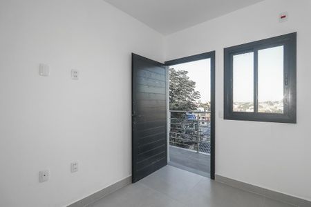 Sala de apartamento para alugar com 1 quarto, 28m² em Costa E Silva, Porto Alegre