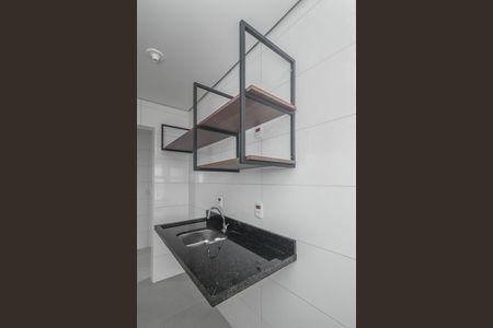 Cozinha de apartamento para alugar com 1 quarto, 28m² em Costa E Silva, Porto Alegre