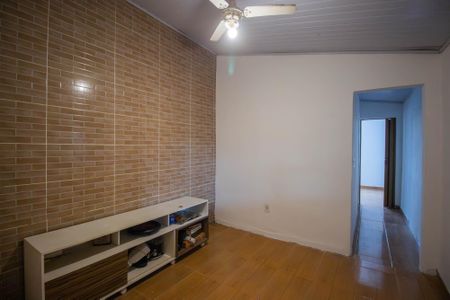 Sala de casa para alugar com 2 quartos, 60m² em Porto Velho, São Gonçalo