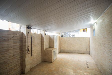 Casa para alugar com 60m², 2 quartos e sem vagaVaranda