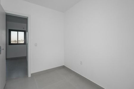 Quarto de apartamento para alugar com 1 quarto, 26m² em Costa E Silva, Porto Alegre
