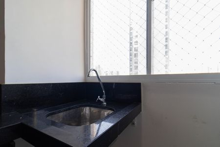 Apartamento à venda com 42m², 2 quartos e sem vaga Apartamento à venda com 42m², 2 quartos e sem vagaCozinha e Área de Serviço