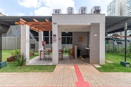 Apartamento à venda com 42m², 2 quartos e sem vaga Apartamento à venda com 42m², 2 quartos e sem vagaChurrasqueira