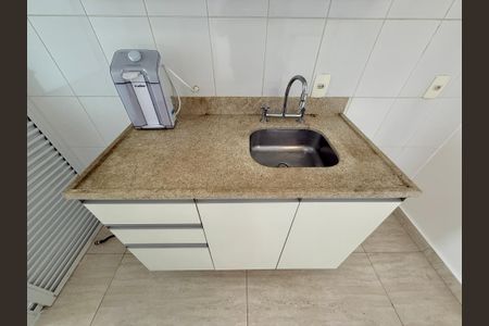 Apartamento à venda com 49m², 1 quarto e 1 vagaCozinha 