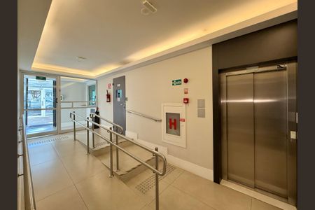 Apartamento à venda com 49m², 1 quarto e 1 vagaEntrada 