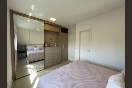 Apartamento à venda com 101m², 3 quartos e 2 vagas