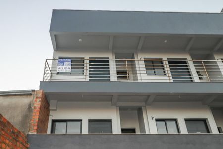 Fachada de apartamento para alugar com 1 quarto, 18m² em Costa E Silva, Porto Alegre