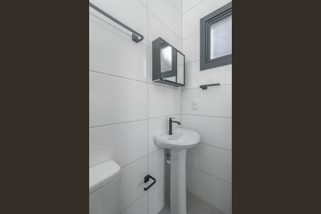 Banheiro de apartamento para alugar com 0 quarto, 18m² em Costa E Silva, Porto Alegre