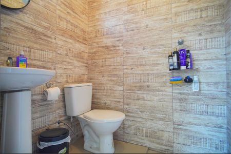 Casa para alugar com 170m², 3 quartos e 4 vagasBanheiro 2