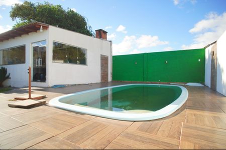 Casa para alugar com 170m², 3 quartos e 4 vagasPiscina