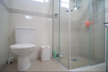 Casa para alugar com 170m², 3 quartos e 4 vagasBanheiro