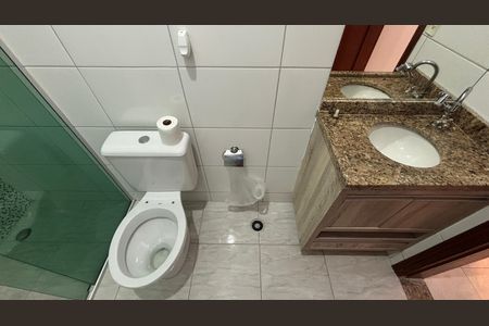Apartamento à venda com 132m², 2 quartos e 2 vagas Apartamento à venda com 132m², 2 quartos e 2 vagasBanheiro