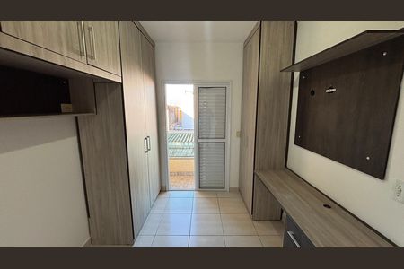 Apartamento à venda com 132m², 2 quartos e 2 vagas Apartamento à venda com 132m², 2 quartos e 2 vagasQuarto