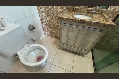 Apartamento à venda com 132m², 2 quartos e 2 vagas Apartamento à venda com 132m², 2 quartos e 2 vagasBanheiro da Suíte
