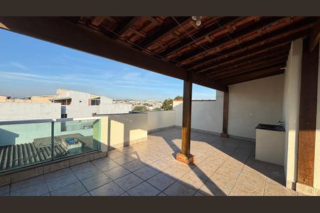 Apartamento à venda com 132m², 2 quartos e 2 vagas Apartamento à venda com 132m², 2 quartos e 2 vagasCobertura