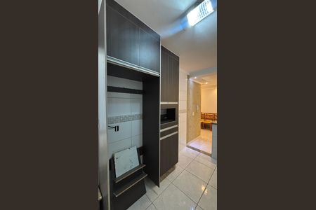 Apartamento à venda com 132m², 2 quartos e 2 vagas Apartamento à venda com 132m², 2 quartos e 2 vagasCozinha