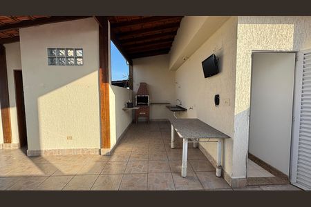 Apartamento à venda com 132m², 2 quartos e 2 vagas Apartamento à venda com 132m², 2 quartos e 2 vagasCobertura