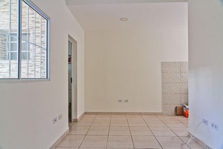 Sala de apartamento para alugar com 2 quartos, 60m² em Vila Mangalot, São Paulo