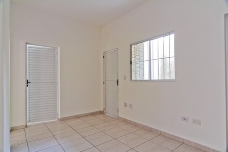 Sala de apartamento para alugar com 2 quartos, 60m² em Vila Mangalot, São Paulo