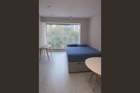 Sala/Quarto de kitnet/studio à venda com 1 quarto, 26m² em Cerqueira César, São Paulo