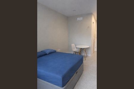 Sala/Quarto de kitnet/studio à venda com 1 quarto, 26m² em Cerqueira César, São Paulo