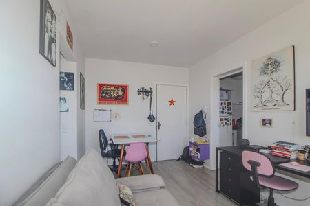 Sala de apartamento para alugar com 1 quarto, 43m² em Partenon, Porto Alegre