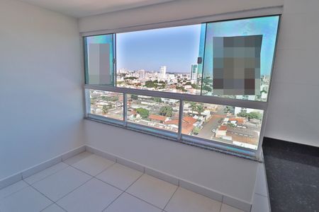 Apartamento para alugar com 60m², 2 quartos e 1 vagaVaranda