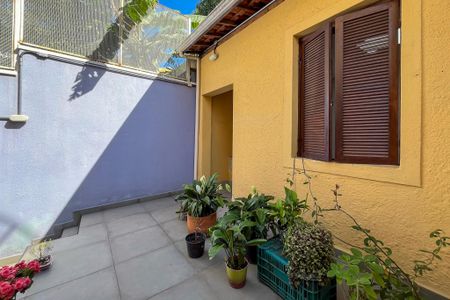 Casa à venda com 190m², 4 quartos e 2 vagasQuintal