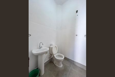 Casa à venda com 190m², 4 quartos e 2 vagasBanheiro de serviço