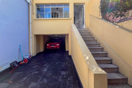 Casa à venda com 190m², 4 quartos e 2 vagasGaragem