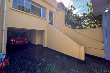 Casa à venda com 190m², 4 quartos e 2 vagasGaragem