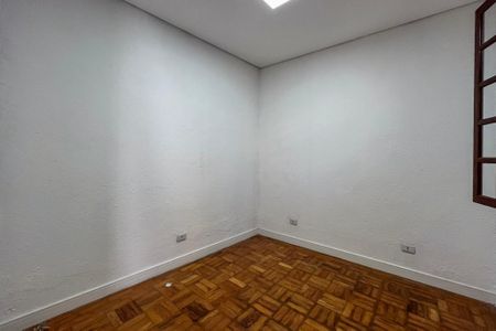 Casa à venda com 190m², 4 quartos e 2 vagasQuarto de Serviço