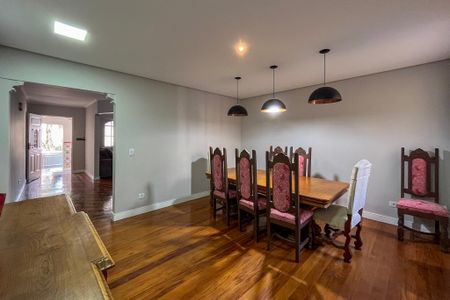 Casa à venda com 190m², 4 quartos e 2 vagasSala de Jantar