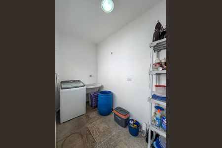 Casa à venda com 190m², 4 quartos e 2 vagasÁrea de Serviço