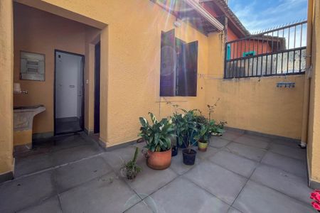 Casa à venda com 190m², 4 quartos e 2 vagasQuintal
