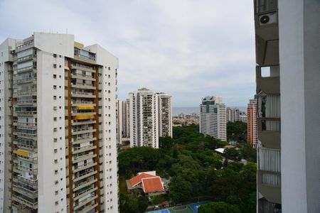 Apartamento para alugar com 100m², 2 quartos e 1 vaga Apartamento para alugar com 100m², 2 quartos e 1 vagaVaranda