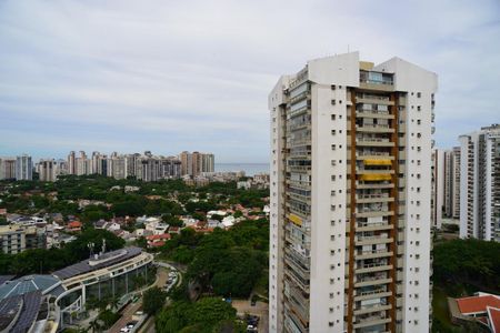 Apartamento para alugar com 100m², 2 quartos e 1 vaga Apartamento para alugar com 100m², 2 quartos e 1 vagaVaranda