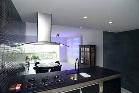 Sala/Cozinha de apartamento para alugar com 2 quartos, 100m² em Barra da Tijuca, Rio de Janeiro