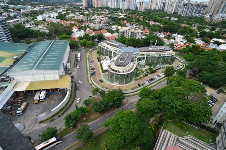 Apartamento para alugar com 100m², 2 quartos e 1 vaga Apartamento para alugar com 100m², 2 quartos e 1 vagaVaranda
