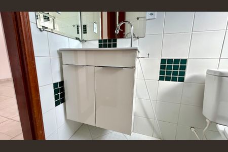 Apartamento para alugar com 50m², 2 quartos e 1 vaga Apartamento para alugar com 50m², 2 quartos e 1 vagaBanheiro