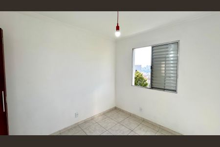 Quarto 1 de apartamento para alugar com 2 quartos, 50m² em Jardim Flor da Montanha, Guarulhos